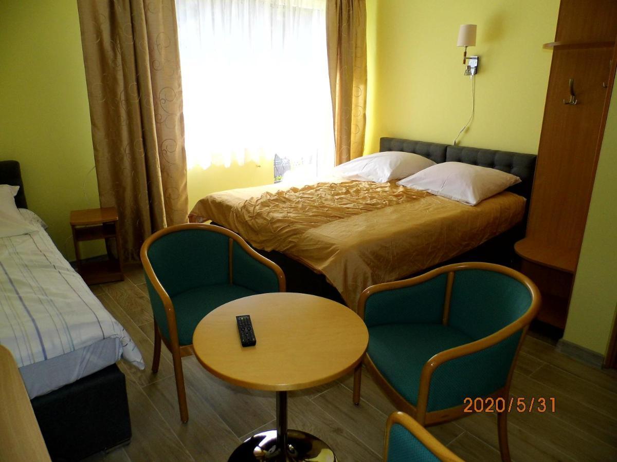 Pokoje Goscinne Natalia Miedzyzdroje Exterior foto